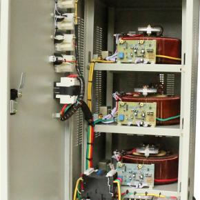 9kVA Three Phase Full Automatic AC Voltage Stabilizer (Model: TNS-9kVA)